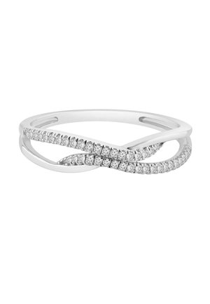 Anillo de plata con dos bandas entrelazadas, cada una adornada con pequeños diamantes redondos brillantes en un diseño entrecruzado.