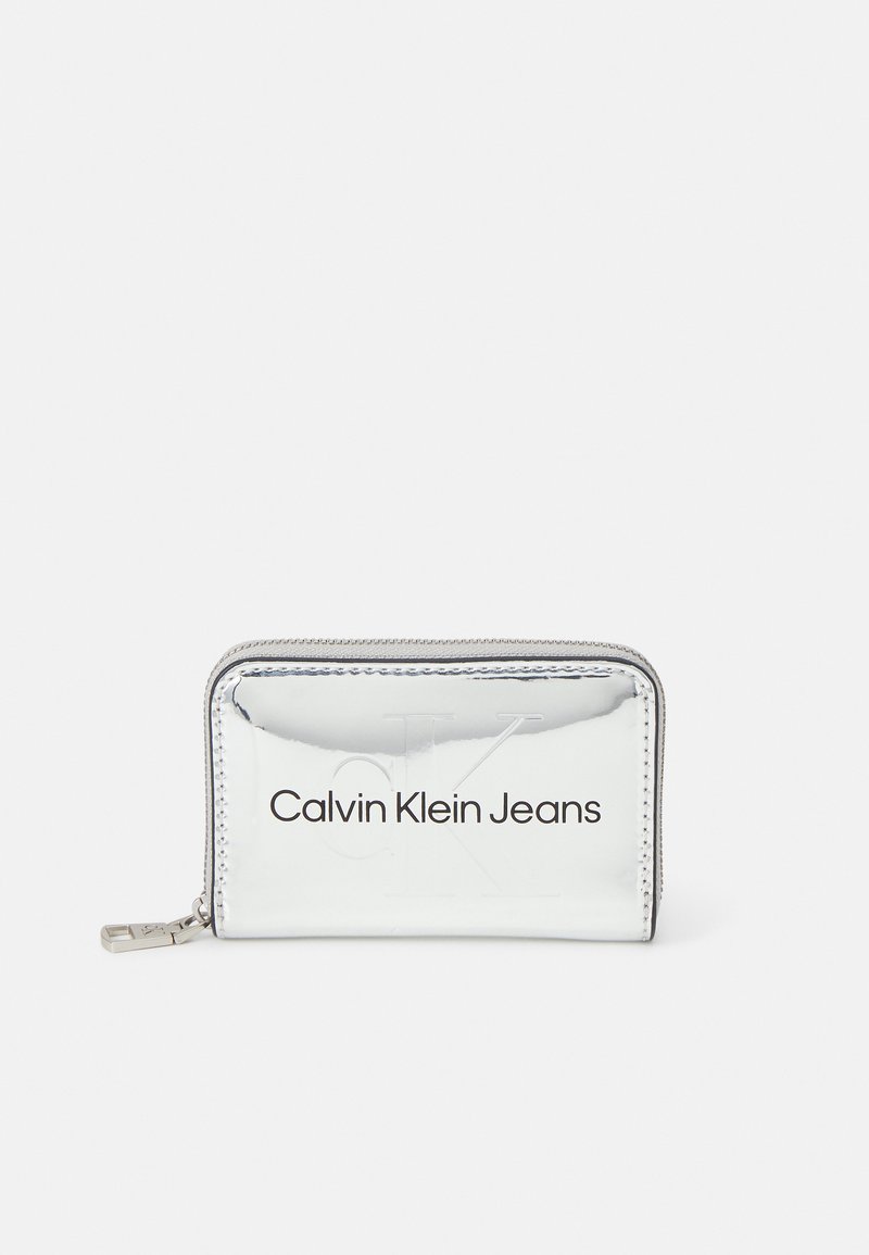 Calvin Klein Jeans SCULPTED ZIP AROUND - Portefeuille - silver-coloured