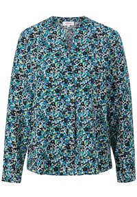 Blouse à manches longues avec un motif floral abstrait bleu, noir, blanc et vert et un col en V sans col.