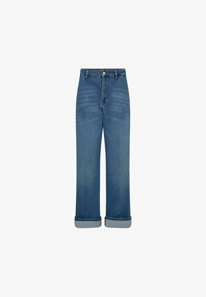 Blugi din denim de culoare albastru deschis, cu talie înaltă și picioare largi. Prezintă o închidere cu nasture, tivuri răsucite și o decolorare subtilă pe față.
