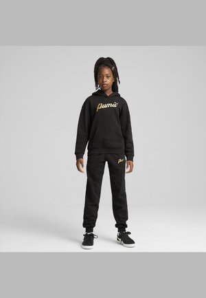Svart hoodie- och sweatpants-set med guld "PUMA"-logotyp. Tyget ser mjukt ut, med en avslappnad passform och en framficka på hoodien.
