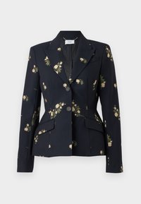 Granatowa marynarka w kwiaty wykonana z tkanej tkaniny, o dopasowanym fasonie, z zapięciem na dwa guziki oraz delikatnym wzorem róż w beżu i zieleni.