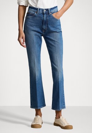 FLARE CROP JEAN - Vaqueros a campana - persei wash
