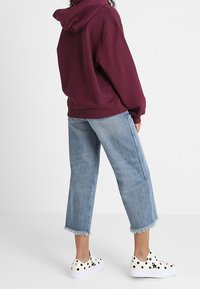 NA-KD Mikina s kapucí - bordeaux