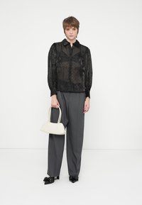 Colourful Rebel HEART BLOUSE - Camicia - black