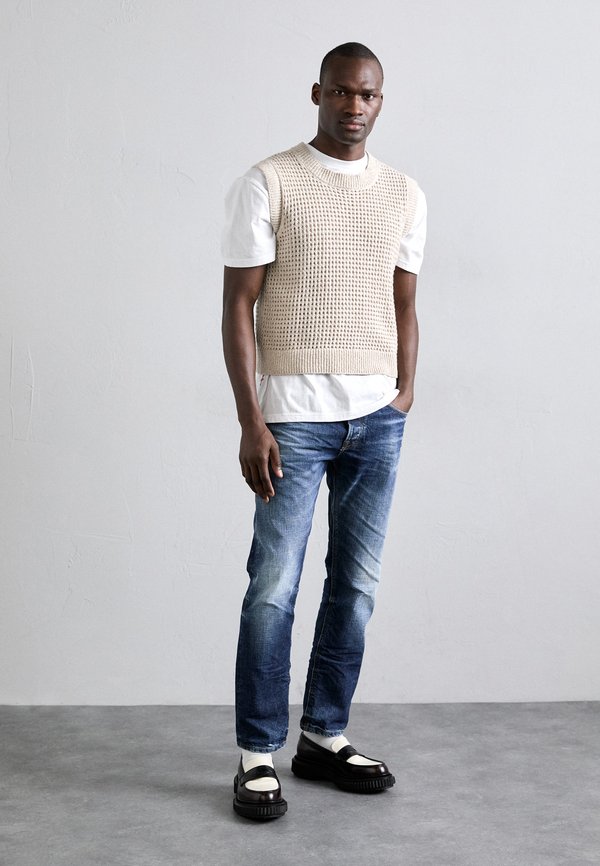 ICON - Straight leg jeans3