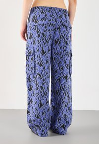 YOURTURN UNISEX - Cargohose - blue