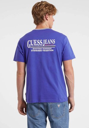 - T-shirt z nadrukiem