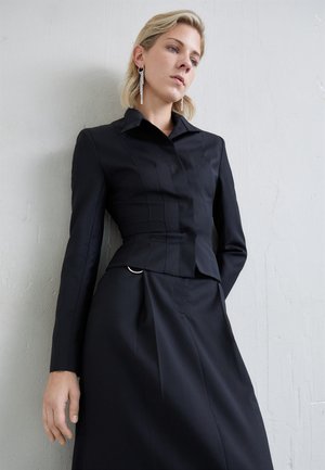 Materiel SCULPTED BUCKLE  - Blézer - black