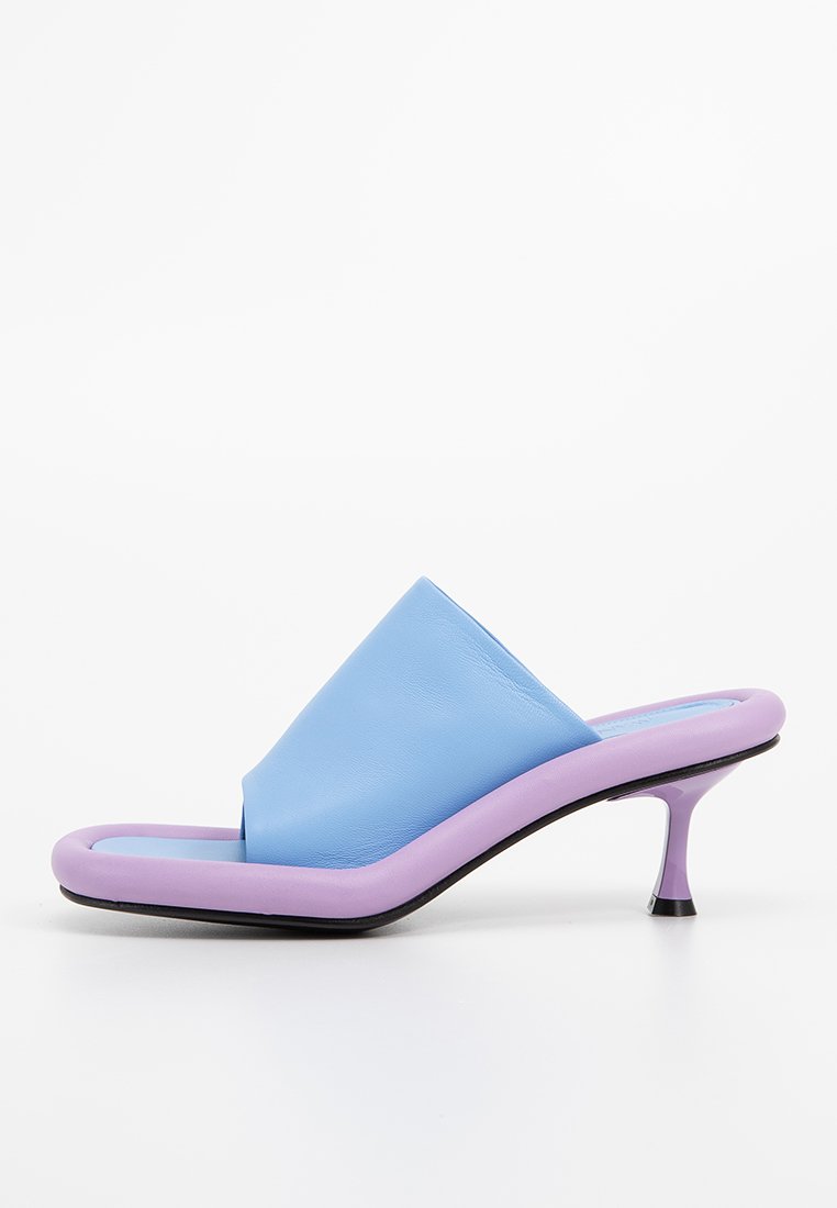 J.W. Anderson Muiltjes met hak blauw