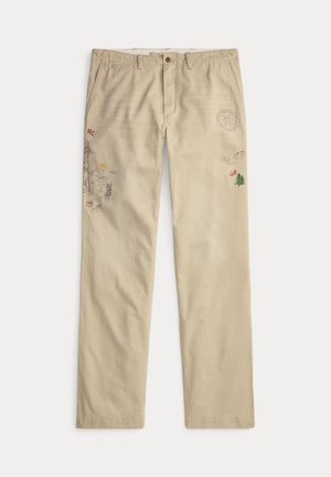 Polo Ralph Lauren BEDFORD STRAIGHT FIT GRAPHIC PANT - Hlače - classic khaki