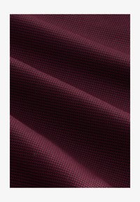 Unausgewählt, burgundy red