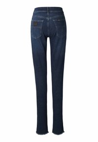 Tmavomodré džínsové nohavice s rovnými nohavicami, vybavené dvoma zadnými vreckami, minimálnym šitím a neupraveným lemom na spodku.