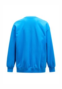 Thumbnail Image 5