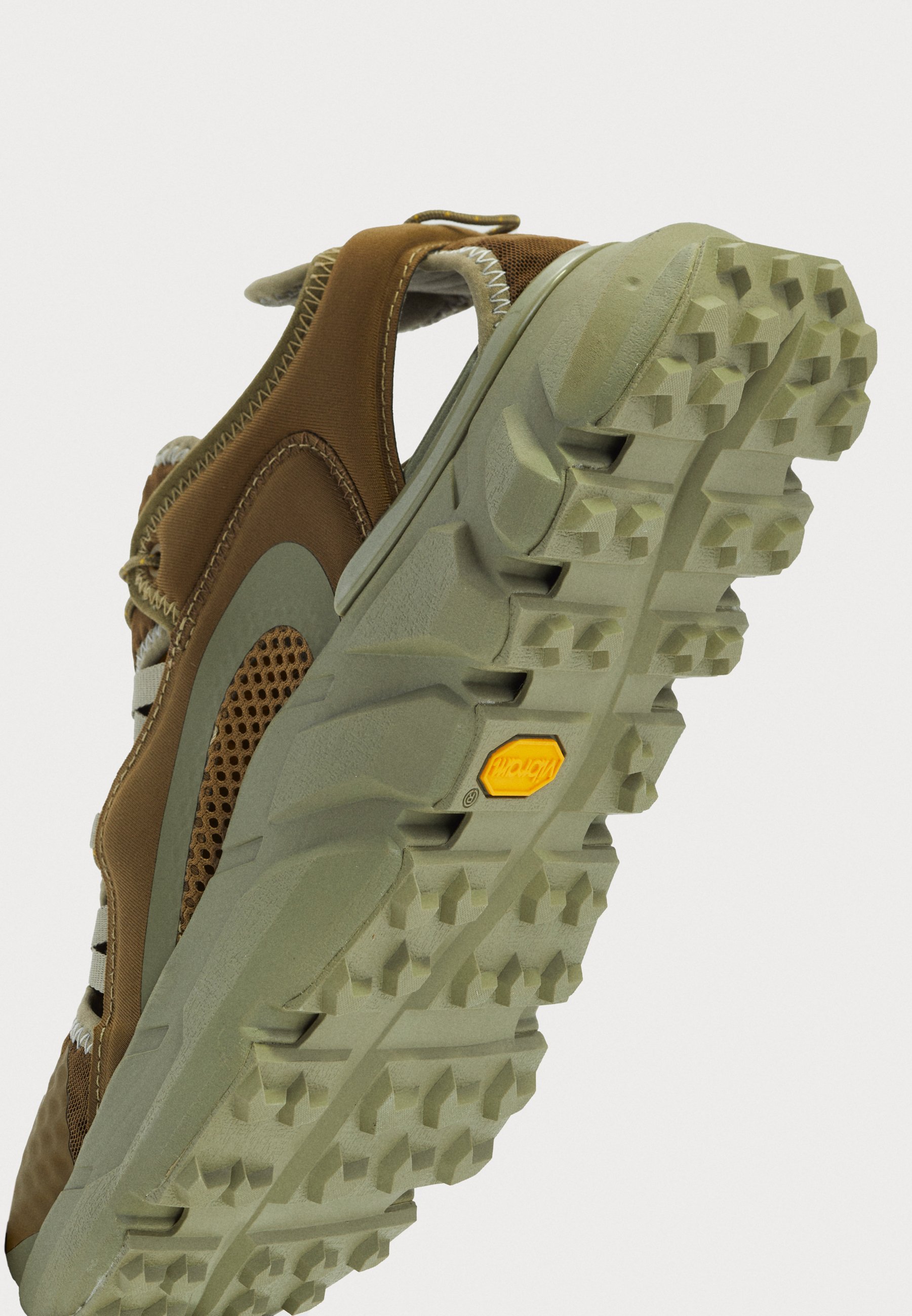 Oakley AQUATERRA HYBRID - Walking sandals - army green/olive