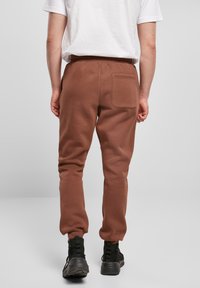 Urban Classics BASIC  - Pantaloni de trening - bark