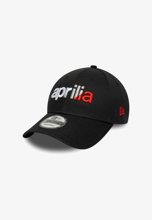 Black adjustable baseball cap with "aprilia" embroidered in white and red on the front and a small red logo on the side.