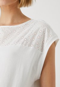 Vero Moda Maternity VMMKAYA O NECK  - Marškinėliai su spaudiniu - snow white
