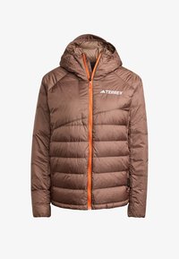 Unselected, earth strata