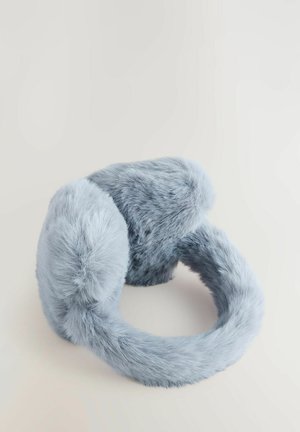 Blå pälsimitation öronvärmare med en mjuk, fluffig textur och rund design, som har ett kontinuerligt band för bekväm användning.