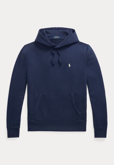 Mørkeblå hettegenser laget av bomullsblanding, med kengurulomme, snor til hetta og lite hvitt logo på brystet.