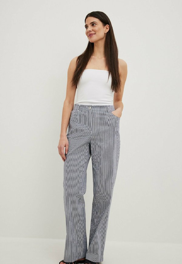 GESTREIFTE  - Stoffhose - stripe