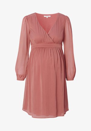 Robe rose en tissu léger, dotée d'un décolleté en V croisé, de manches longues bouffantes et d'une taille cintrée avec un détail froncé.