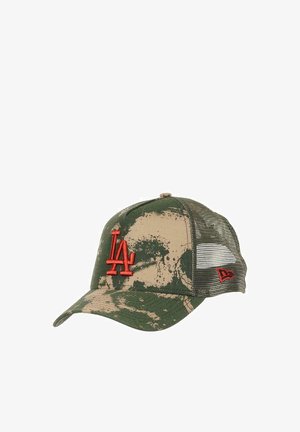 Cap featuring a camo design in shades of green and beige, with a red embroidered "LA" logo and a mesh back for ventilation.