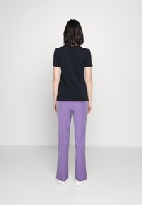 YAS YASBLURIS MW NOOS - Broek - bougainvillea