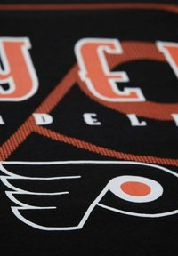 Mitchell & Ness SHOT CLOCK PHILADELPHIA FLYERS - T-Shirt print - black