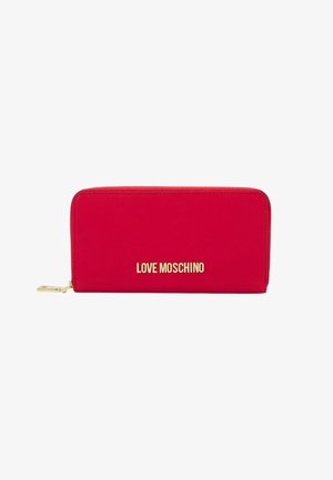Portafoglio rosso con zip a tutto giro e finitura testurizzata, con logo dorato "LOVE MOSCHINO" sul frontale. Bordo liscio e chiusura con zip.
