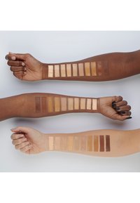 IsaDora ACTIVE ALL DAY WEAR MAKE-UP bruin