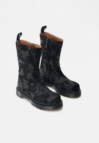 REJENA HIGH - Čizme - black