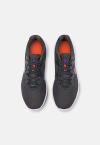 Nike Performance NIKE REVOLUTION 6 - Scarpe da corsa su strada - anthracite/rush orange/white/psychic purple