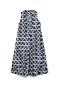 Ärmelloser marineblauer Jumpsuit mit einem geometrischen weißen Muster. V-Ausschnitt, weite Beine und eine insgesamt legere Passform. Leichte Stofftextur.