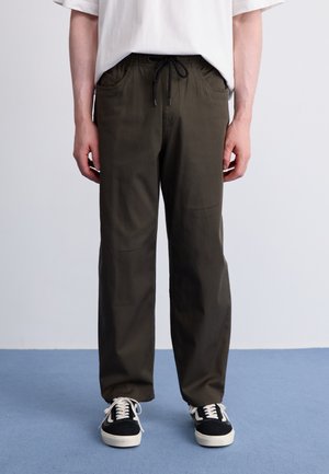 FREAZY LOOSE PANT - Hlače - rinsed black