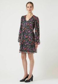 YAS MIDI LEANNA - Kjole - black