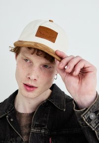 RELAXED DAD HERITAGE UNISEX - Cap - ecru