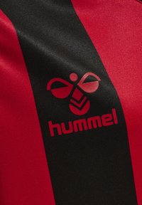 Hummel CORE  - T-shirts print - black true red