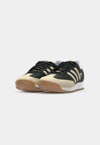 adidas Originals SL 72 RS UNISEX - Sneakers laag - core black/cream white