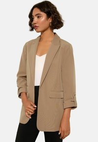 Neselectat, mocha neutral