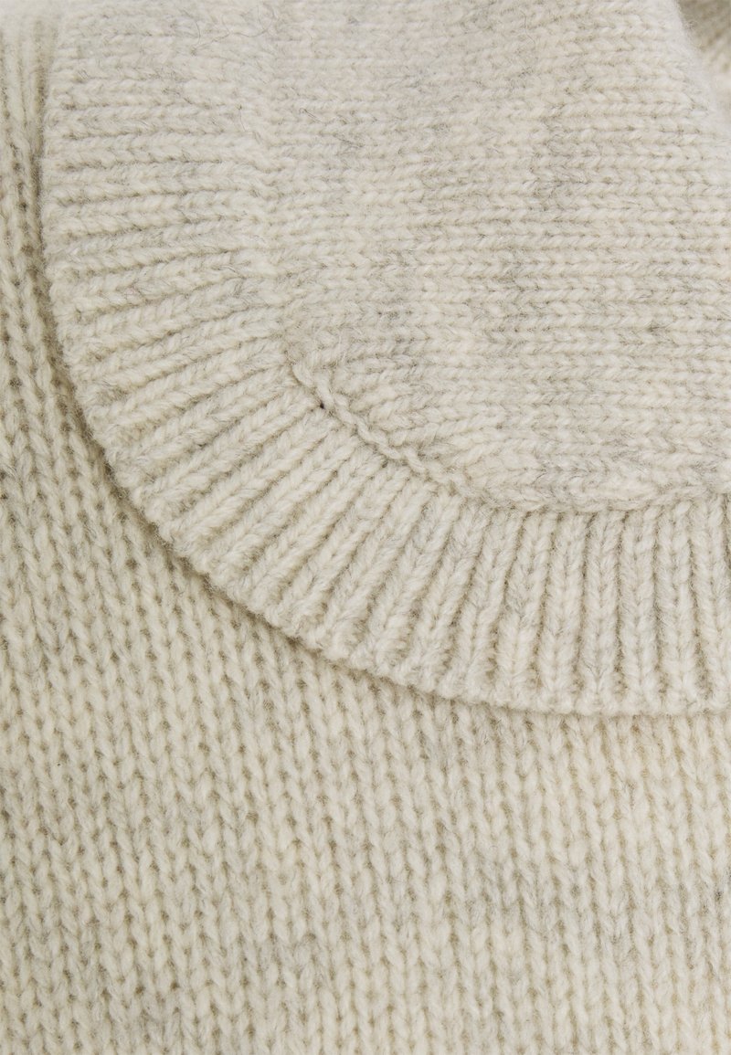 Damen Bekleidung | DESIGNERS REMIX CARMEN COLLAR Strickpullover oatmeal/beige - DZ86983 Damen Bekleidung | DESIGNERS REMIX CARMEN COLLAR Strickpullover oatmeal/beige - DZ86983