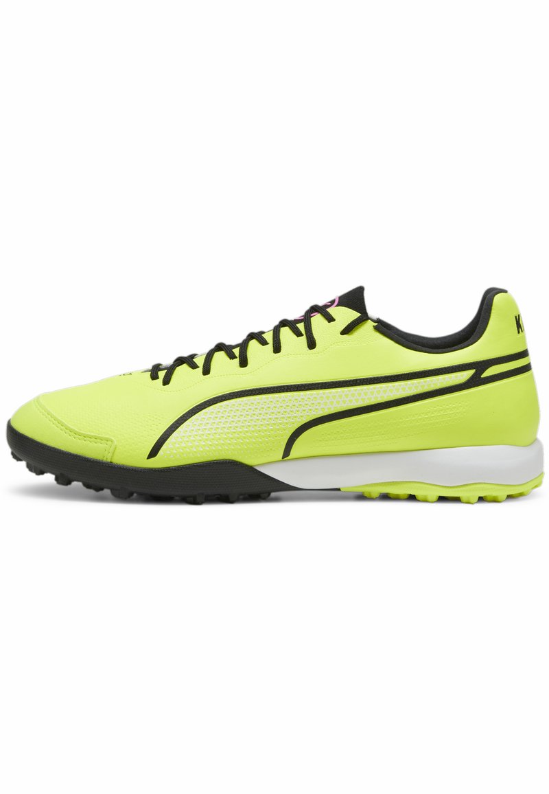 Scarpa sportiva verde lime con tomaia testurizzata, dettagli neri, decorazioni laterali a fantasia e suola in gomma nera progettata per una migliore aderenza.