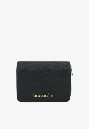 Portafoglio in pelle nera strutturata con cerniera oro e logo "braccialini" in caratteri dorati sul davanti.