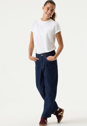 Garcia, LIGHT BLUE JEANS - Relaxed fit jeans - rinsed