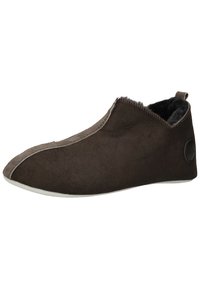 Hnědé kožené slip-on boty s kulatou špičkou, měkkou šedou podšívkou, kontrastním stehem a malým logo prvkem na patě. Plochá bílá podrážka.