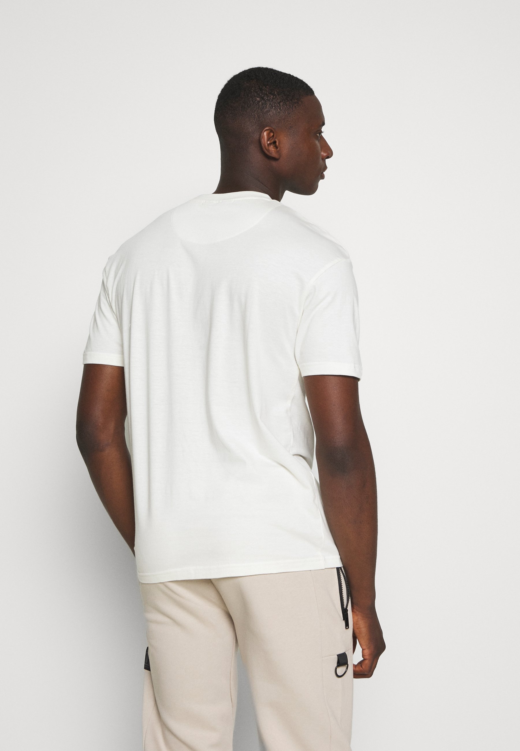 274 CREEK TEE T shirts white Zalando.no 274 CREEK TEE - T-shirts - white