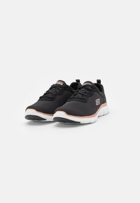 Skechers Wide Fit FLEX APPEAL 4.0 - Tenisky - black/rose gold