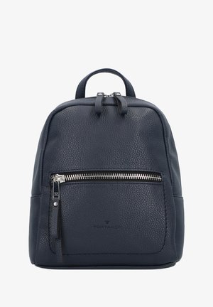 Marineblauwe leren rugzak met een gestructureerde afwerking, dubbele ritssluiting, voorvak met rits, en een bovenhandvat voor gemakkelijk dragen.