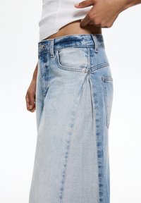 Thumbnail Image 5